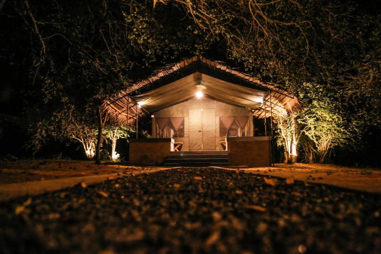 Yala Wild Hut - Yala Hotel ทิซซามาฮารามา ภายนอก รูปภาพ